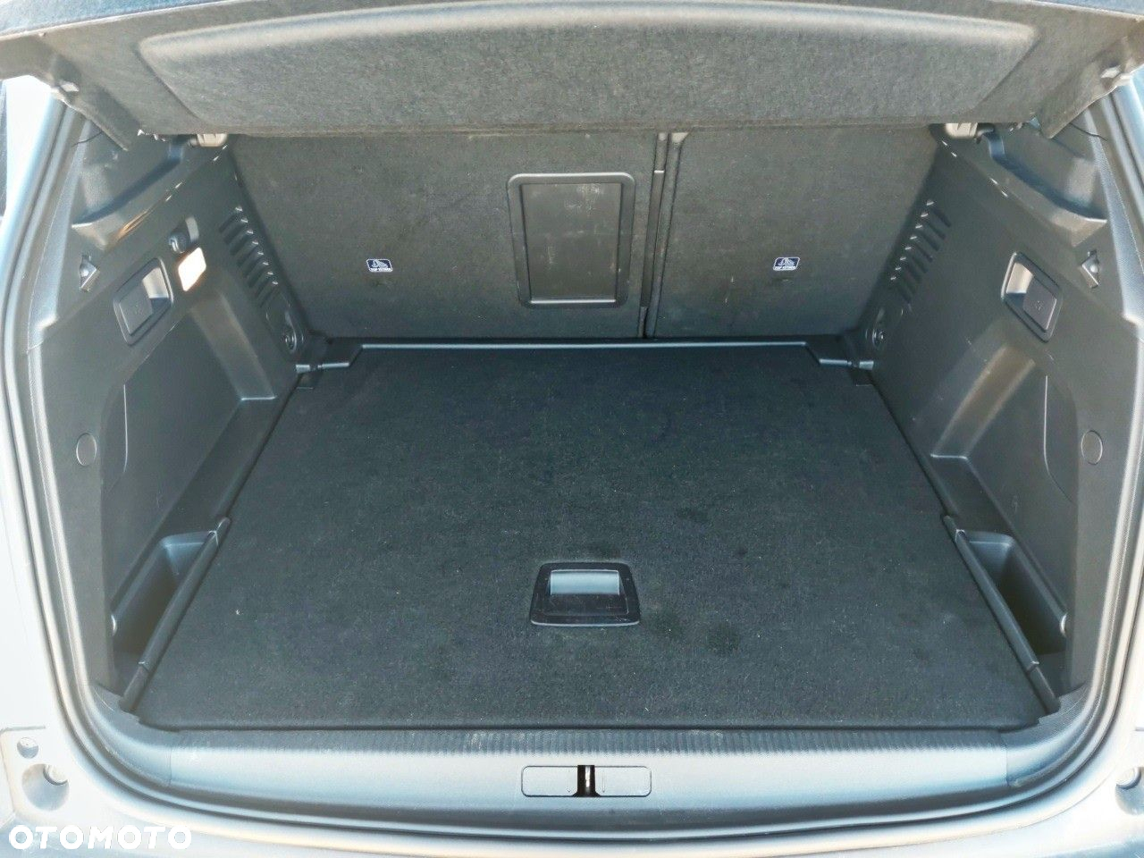 Peugeot 3008 1.2 PureTech Allure Pack S&S EAT8 - 6