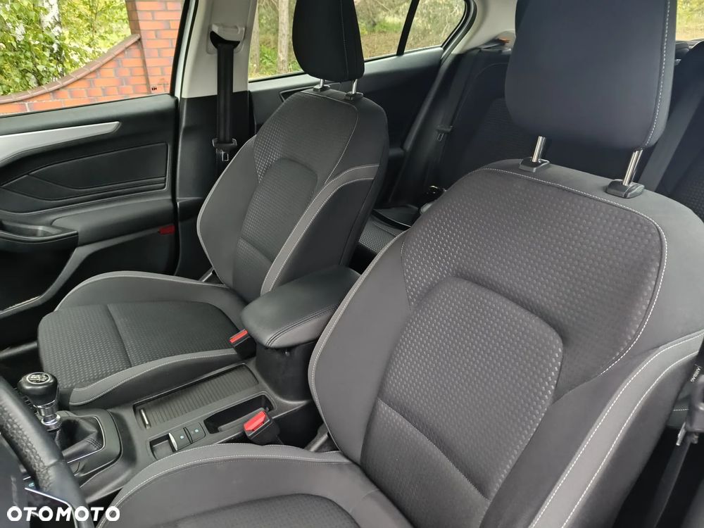 Ford Focus 1.5 EcoBlue Trend Edition - 32