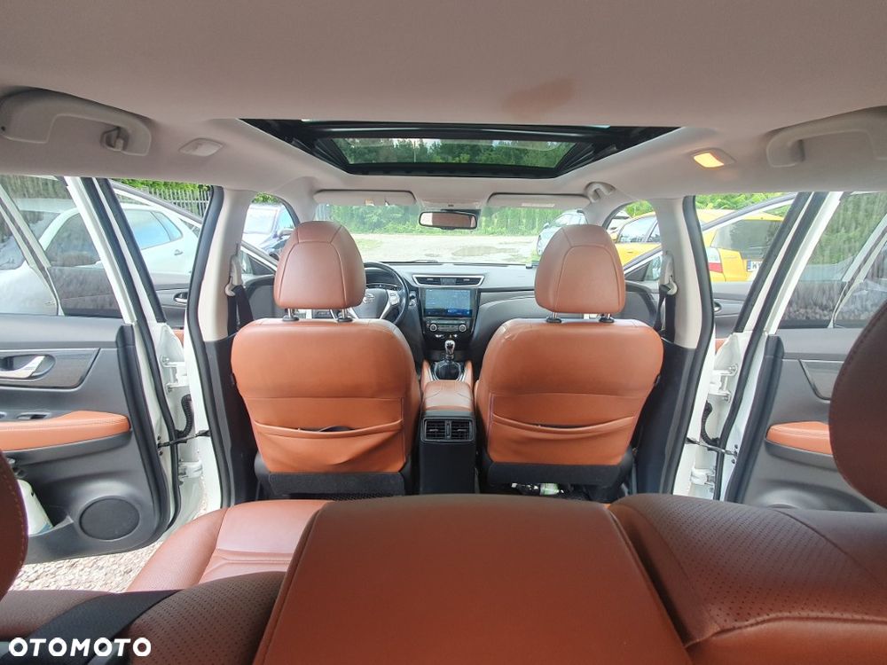 Nissan X-Trail 1.6 DIG-T N-Connecta 2WD - 24
