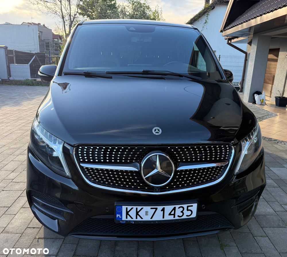 Mercedes-Benz Klasa V 300 d Exclusive 9G-Tronic (d³ugi) - 14