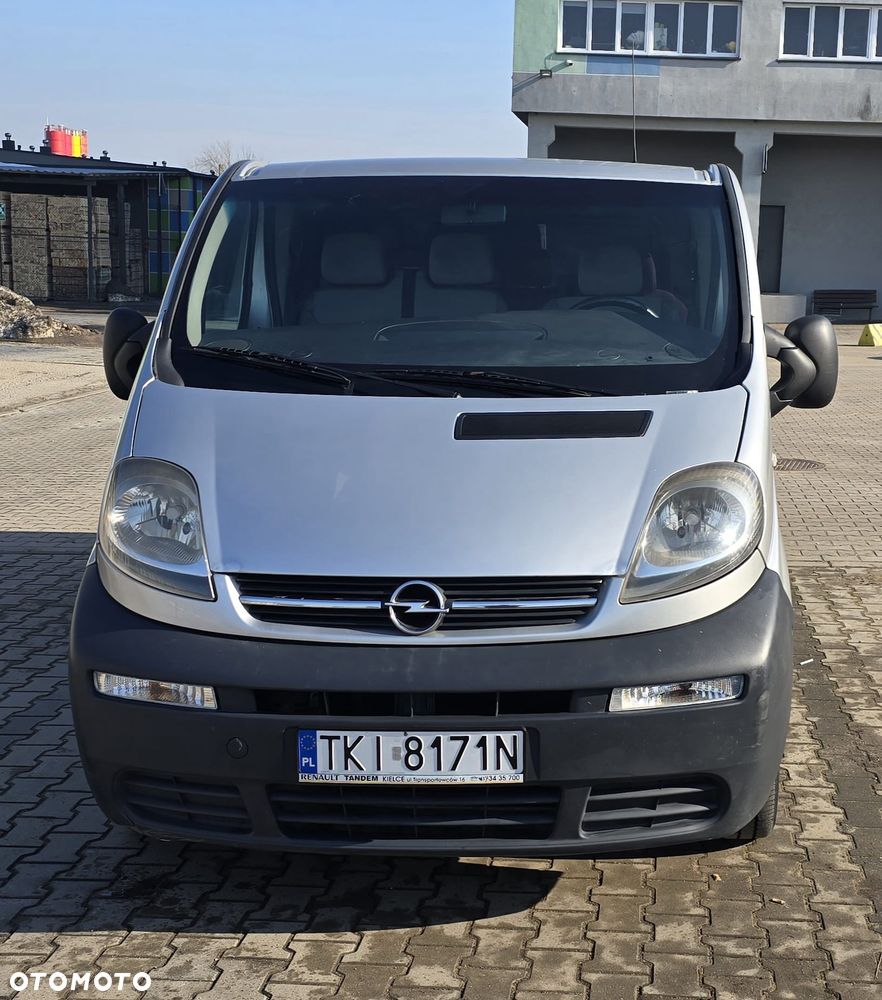 Opel Vivaro - 22