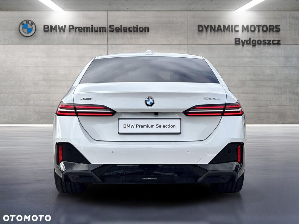 BMW Seria 5 520d xDrive mHEV M Sport - 5