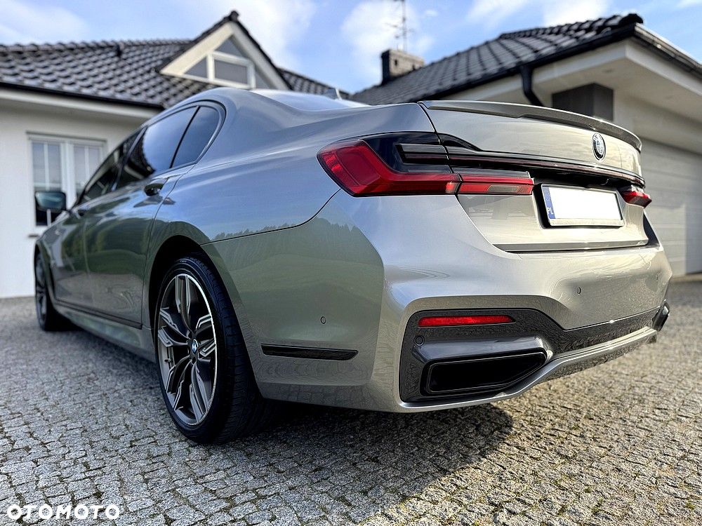 BMW Seria 7 750Ld xDrive sport - 9
