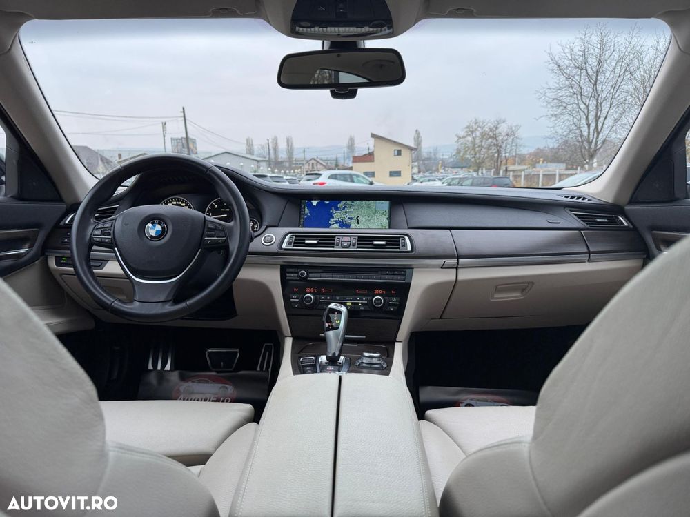 BMW Seria 7 740d xDrive Aut. - 11