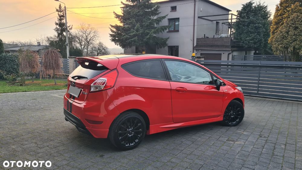 Ford Fiesta 1.0 EcoBoost S&S ST-LINE Red - 5