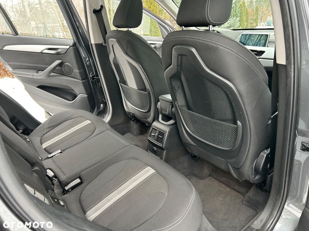 BMW X1 xDrive20d Sport Line sport - 11
