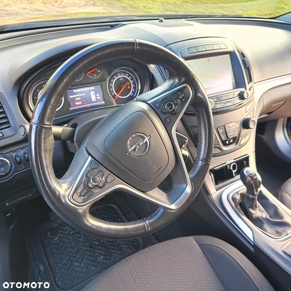 Opel Insignia - 13