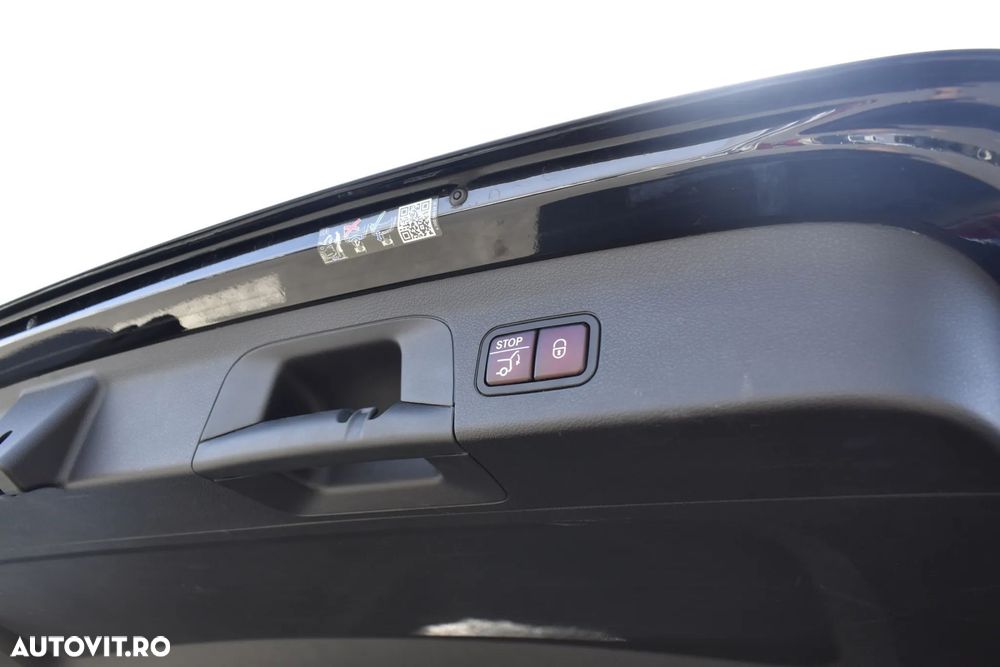 Mercedes-Benz GLS - 38