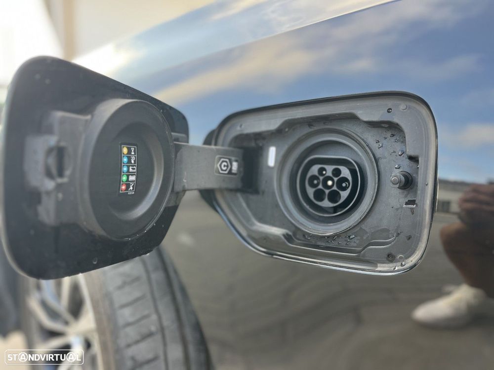 BMW 330 e Touring Aut. Sport Line - 11