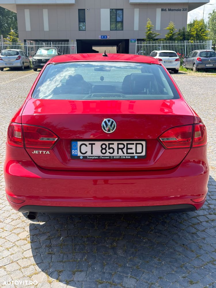 Volkswagen Jetta 1.2 TSI Comfortline - 2