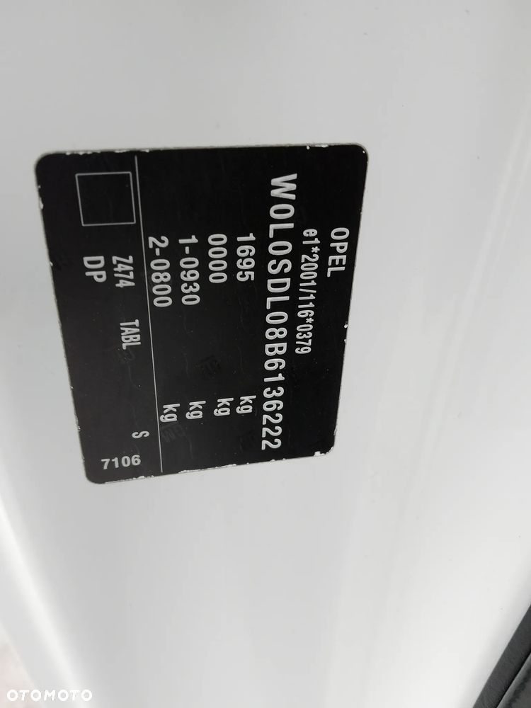 Opel Corsa 1.6 Turbo Color Race - 21