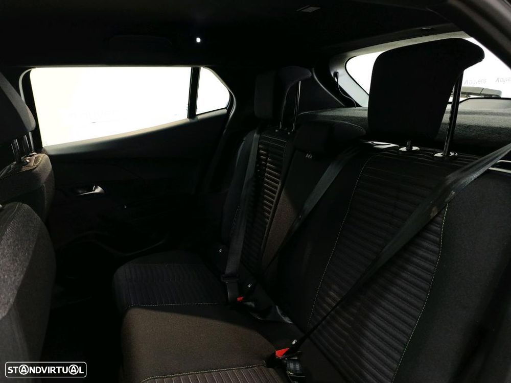 Peugeot e-2008 54 kWh Active - 6