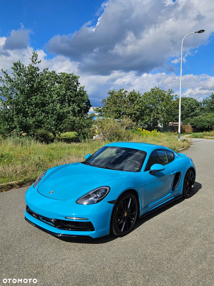 Porsche 718 Cayman - 3