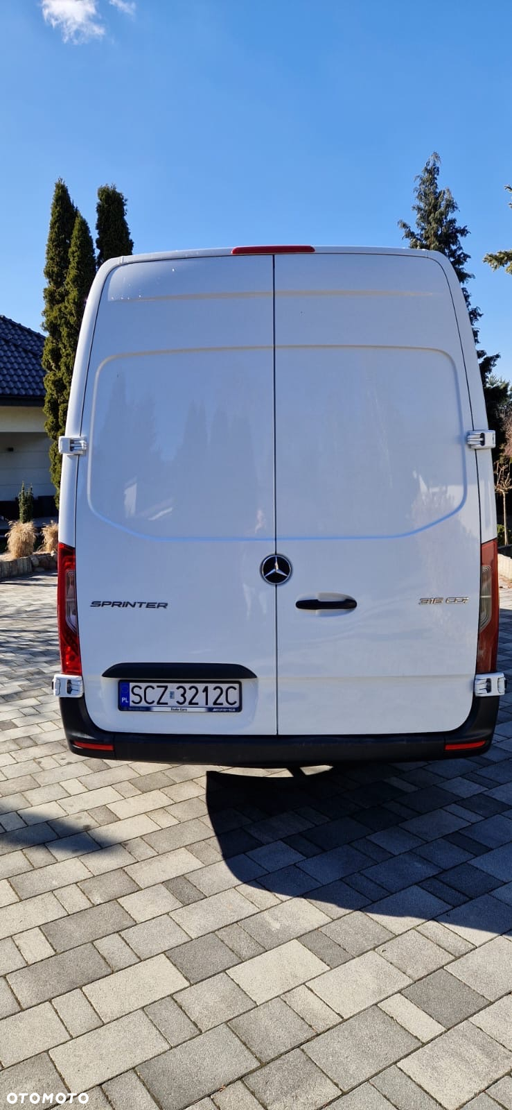 Mercedes-Benz Sprinter - 6