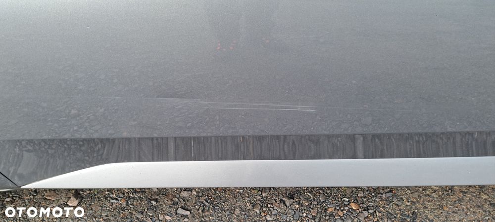 Skoda Superb 2.0 TDI 4x4 DSG L&K - 8