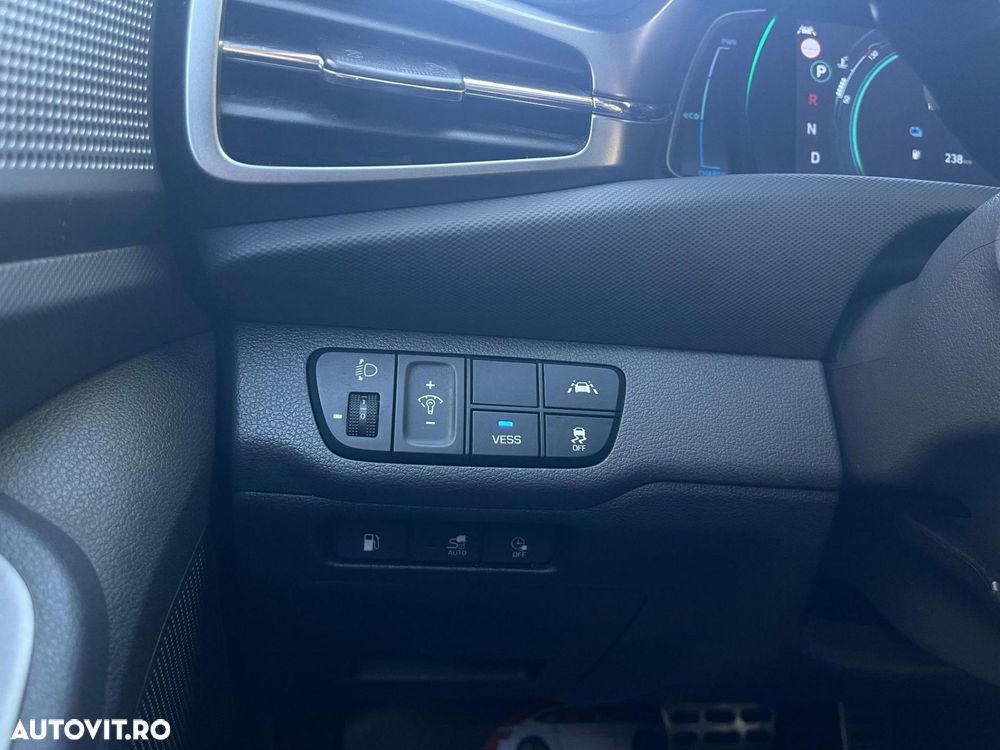 Hyundai IONIQ 1.6 GDI Advantage - 27