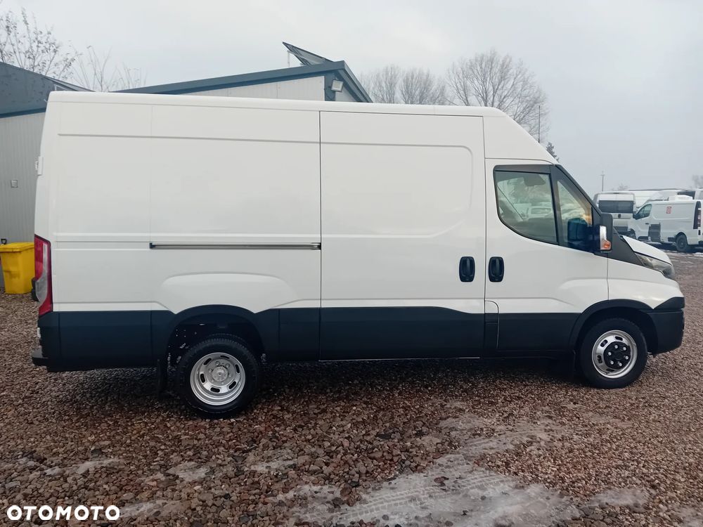 Iveco Daily Bliźniak - 4