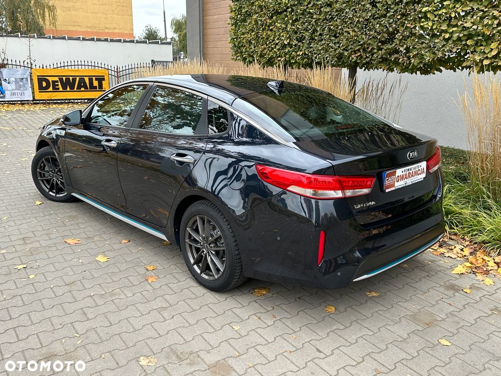 Kia Optima Plug-in Hybrid - 11