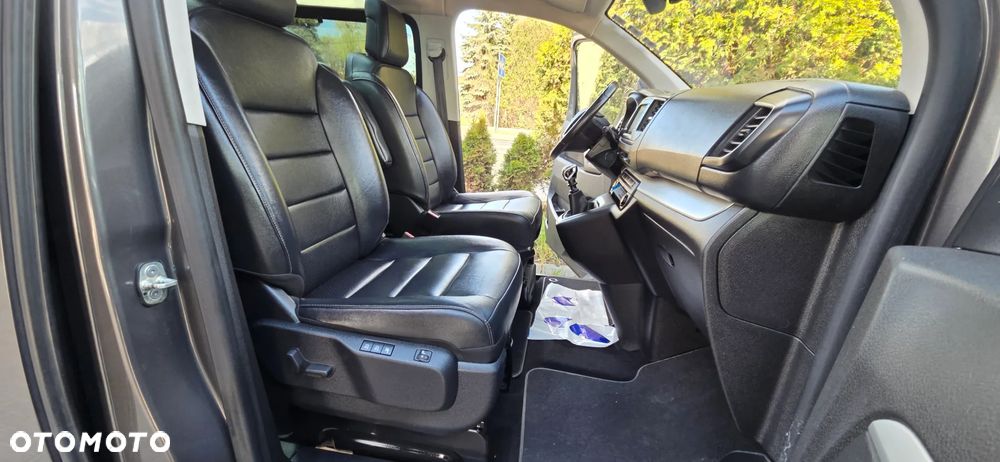 Peugeot Traveller L2 2.0 Business VIP - 40