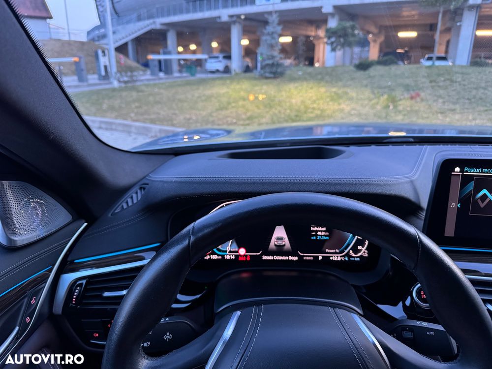 BMW Seria 5 530e xDrive AT PHEV - 11