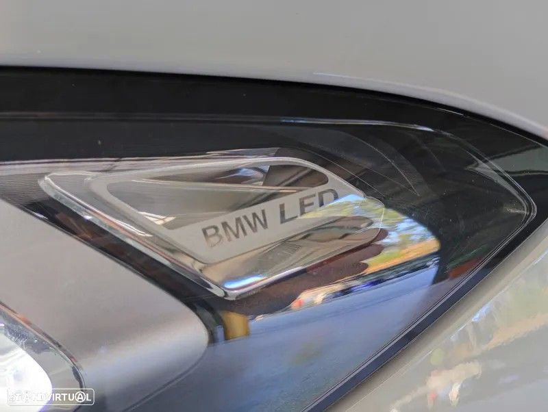 BMW 320 e Pack Desportivo M Auto - 7