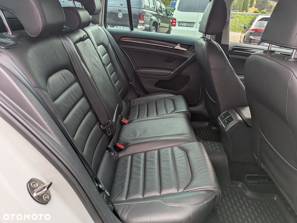 Volkswagen Golf Variant 2.0 TDI 4Motion (BlueMotion Tech) Highline - 27