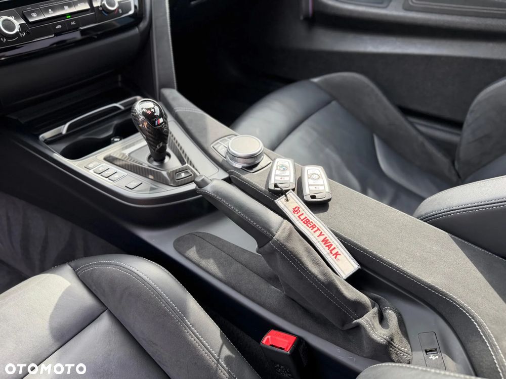 BMW M4 - 28