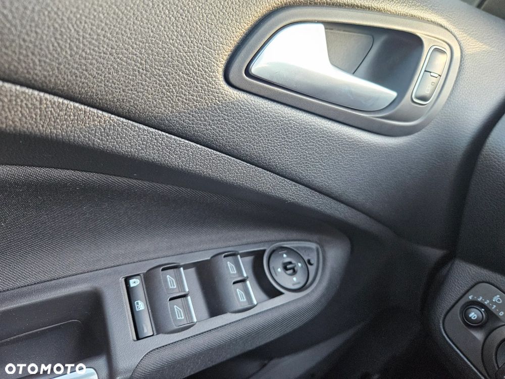 Ford C-MAX 1.0 EcoBoost Titanium ASS - 23