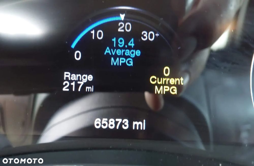 Jeep Grand Cherokee - 14