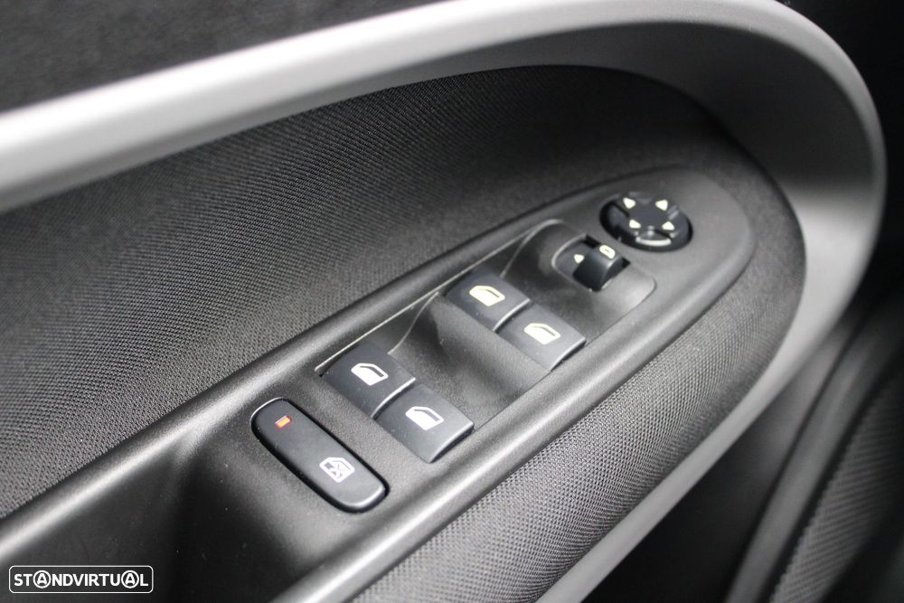 Jeep Avenger 1.2 GSE T3 Altitude - 37