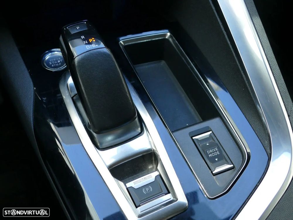 Peugeot 3008 1.6 Hybrid Allure Pack e-EAT8 - 20