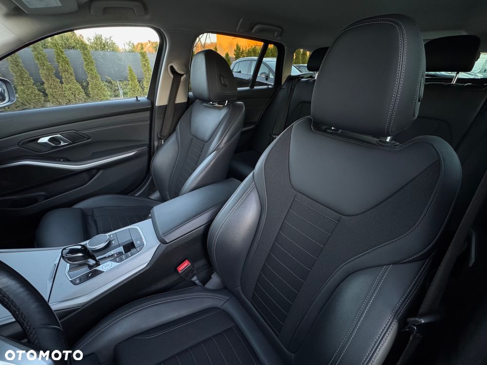 BMW Seria 3 320d xDrive MHEV Advantage - 14
