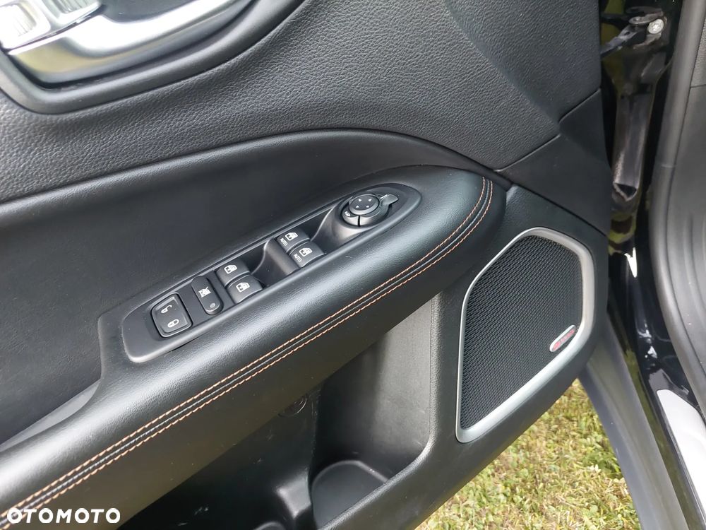 Jeep Compass 1.4 TMair Limited 4WD S&S - 16