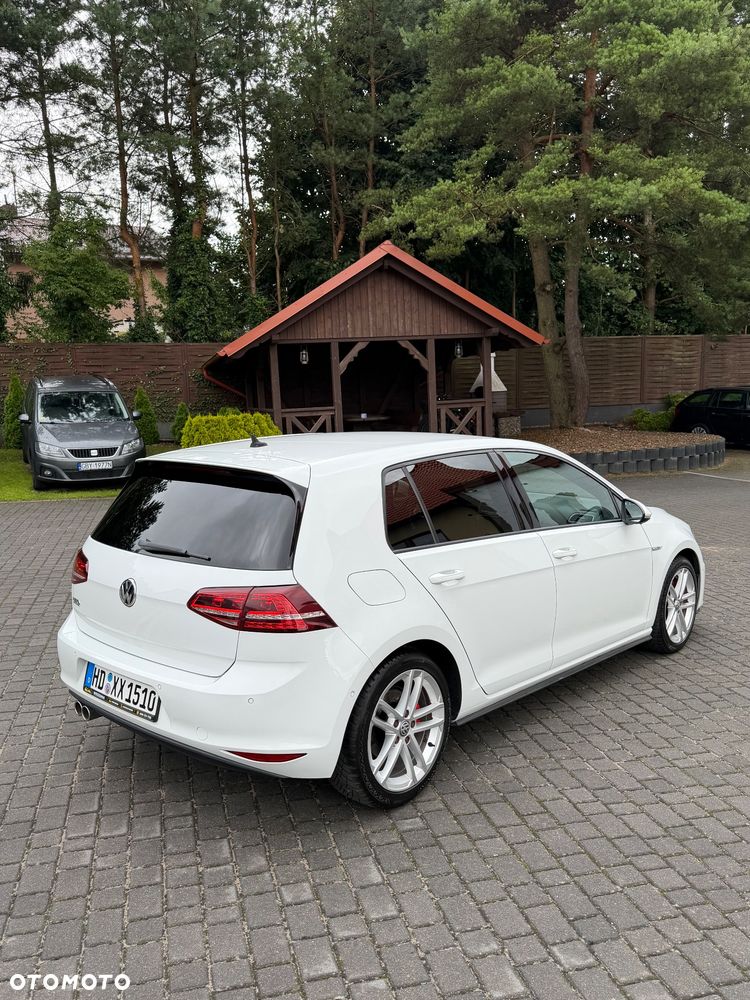 Volkswagen Golf 2.0 TDI BMT GTD - 8