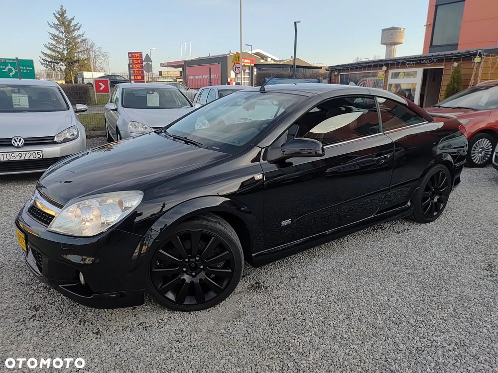 Opel Astra 1.6 Turbo Cosmo - 2