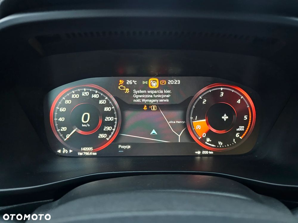Volvo XC 40 - 26