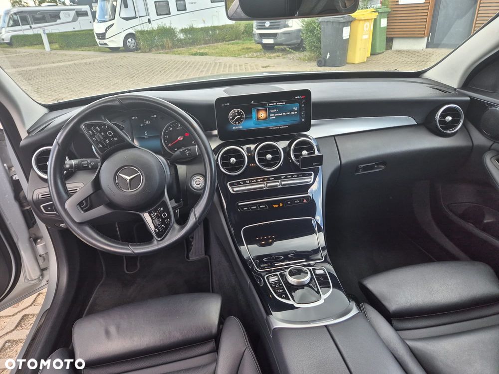 Mercedes-Benz Klasa C 180 d 9G-TRONIC - 9