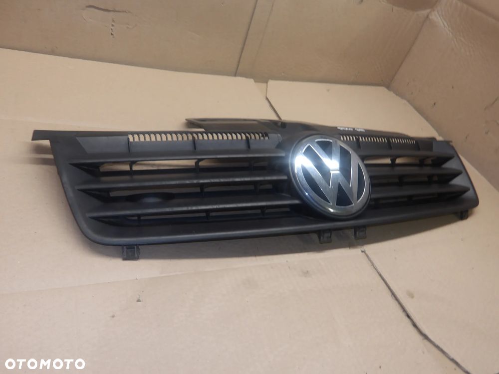 VW POLO IV 9N 3D (01-08) 1.4B GRILL ATRAPA 6Q0853651C - 3