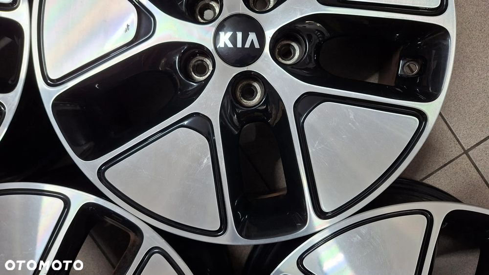 Felgi Aluminiowe 17 Kia Optima Hybryda 5x114.3 ET 44 - 9