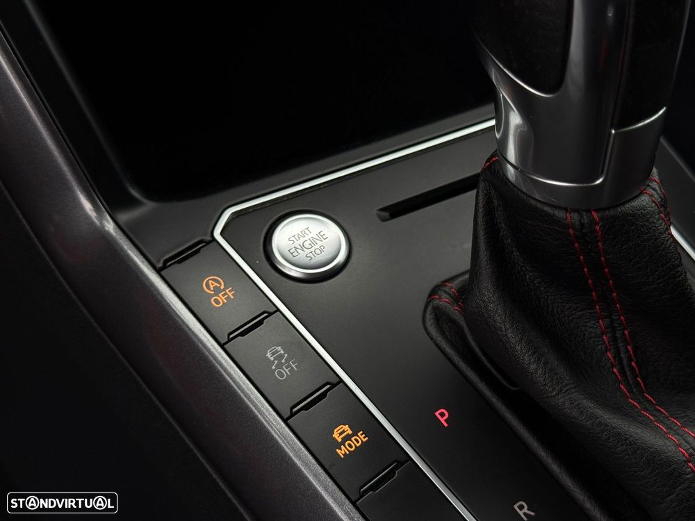 VW Polo 2.0 TSI GTI DSG - 33