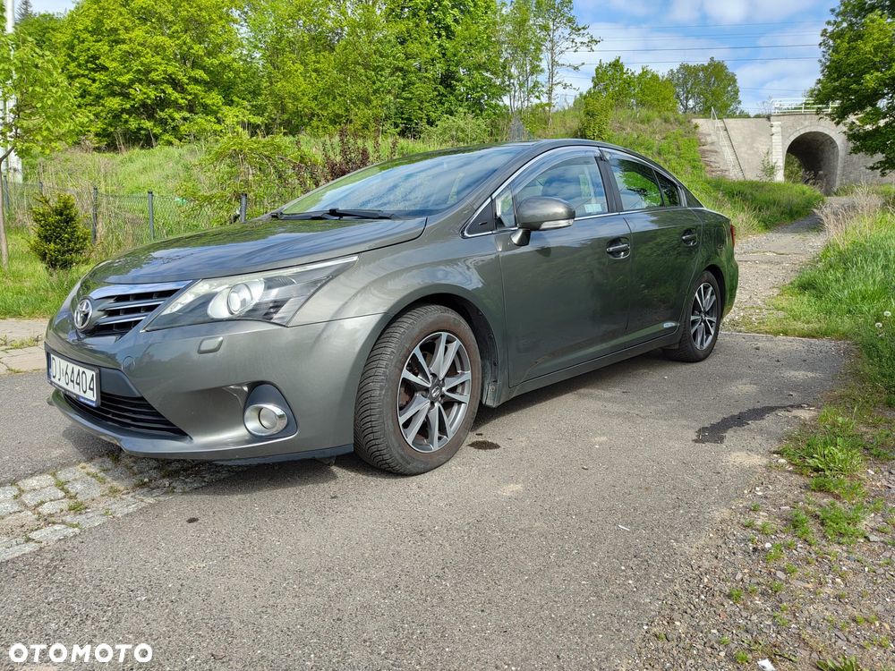 Toyota Avensis - 10