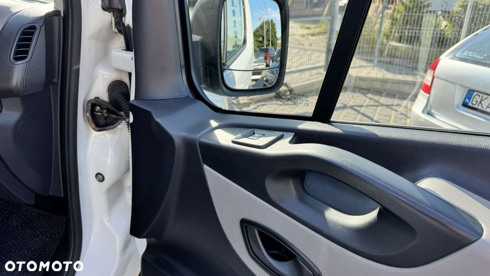 Renault Trafic - 7