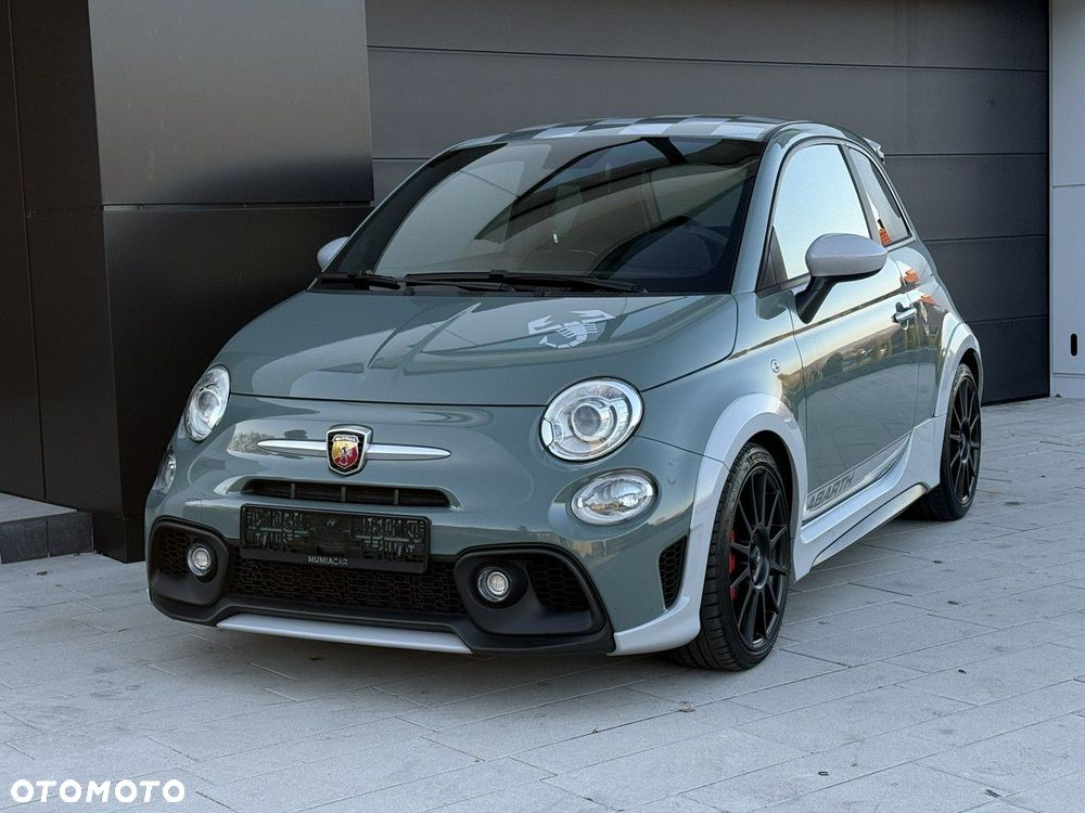 Abarth 695 1.4 T-Jet 16v - 17