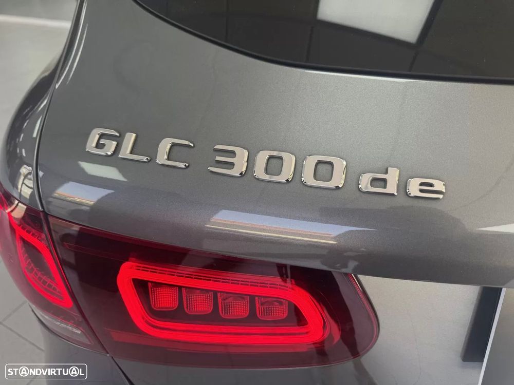 Mercedes-Benz GLC 300 de 4Matic - 33