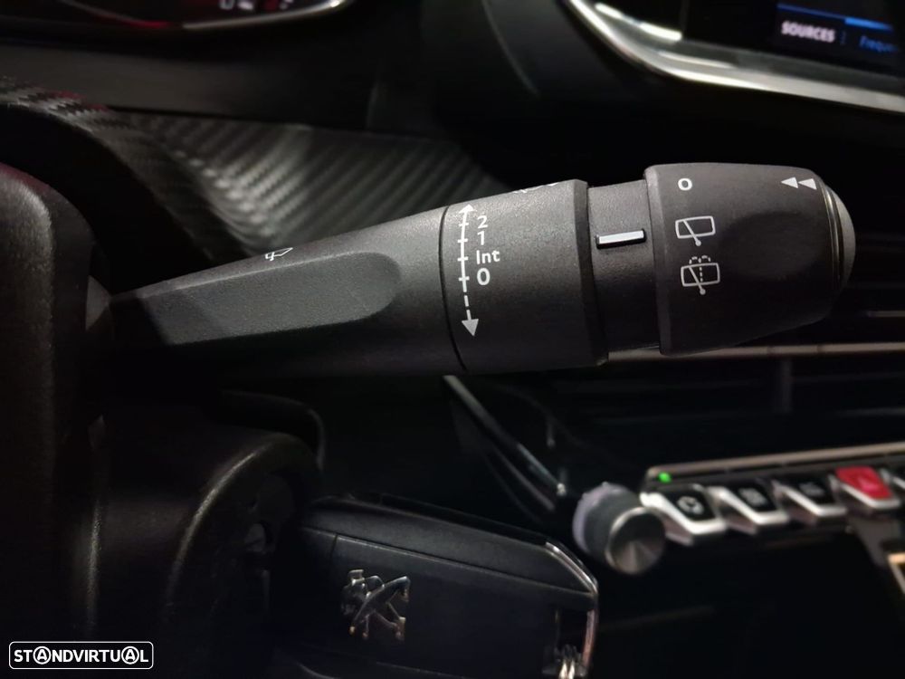 Peugeot 208 1.2 PureTech Active - 19