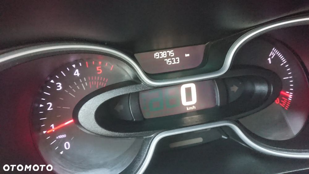Renault Trafic - 22