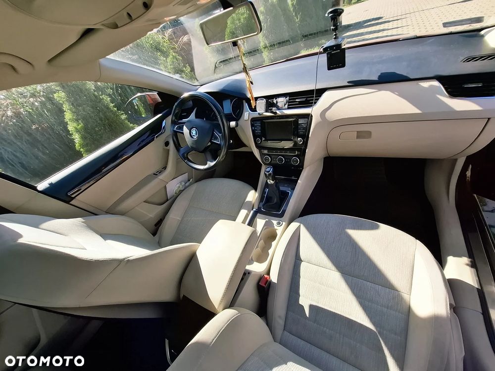 Skoda Octavia 1.2 TSI Elegance - 22