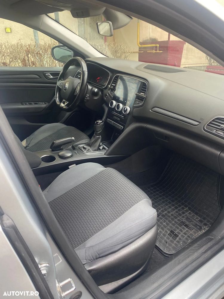 Renault Megane TCe GPF Intens - 7