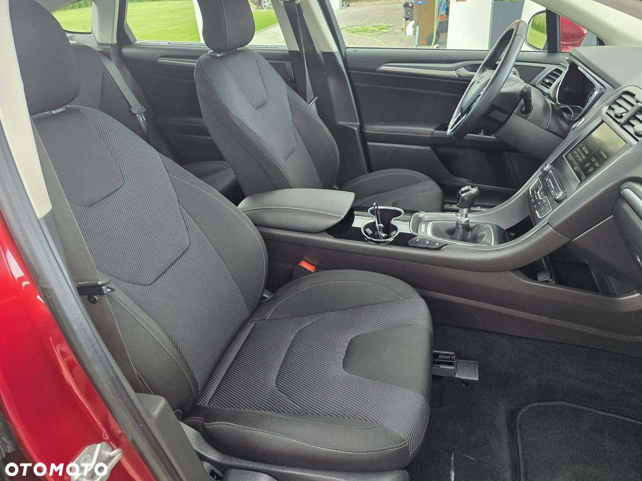 Ford Mondeo - 24