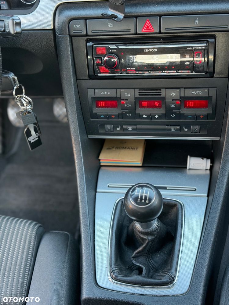 Audi A4 Avant 2.0 TDI - 19